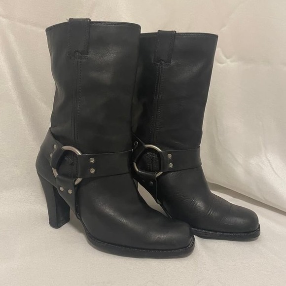 Harley Davidson Black Leather Mid-Calf Motorcycle Boots Metal Harness - Picture 1 of 10